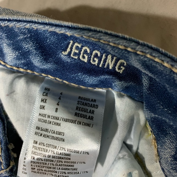 American Eagle skinny ripped jeans - Picture 4 of 7